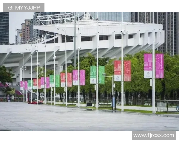 广州天体篮球场与广州塔的完美结合探索城市运动与文化的魅力
